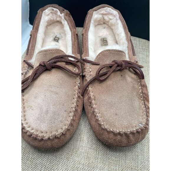 UGG Dakota Chestnut Brown Suede Slippers Moccasins Sheepskin Size US 8 Women - Picture 4 of 10